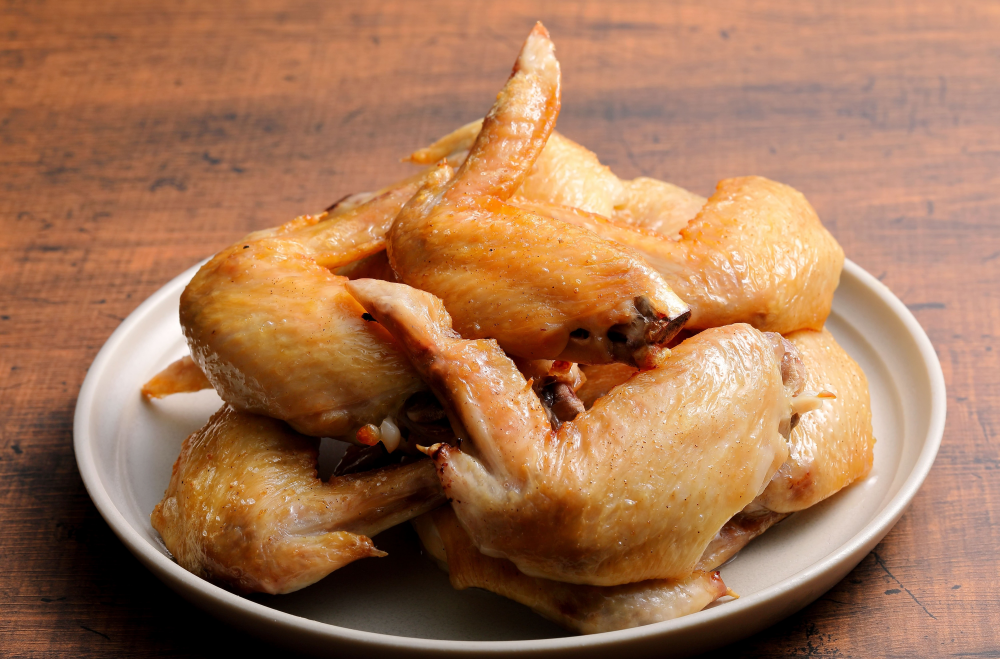 鶏白湯ラーメン 白鶏舎／焼手羽専門店 トリノイロ