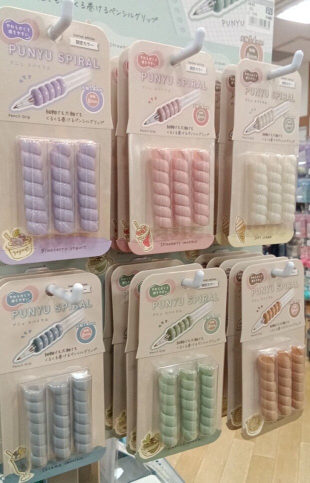 滑りにくく、持ちやすく🖋️✏️