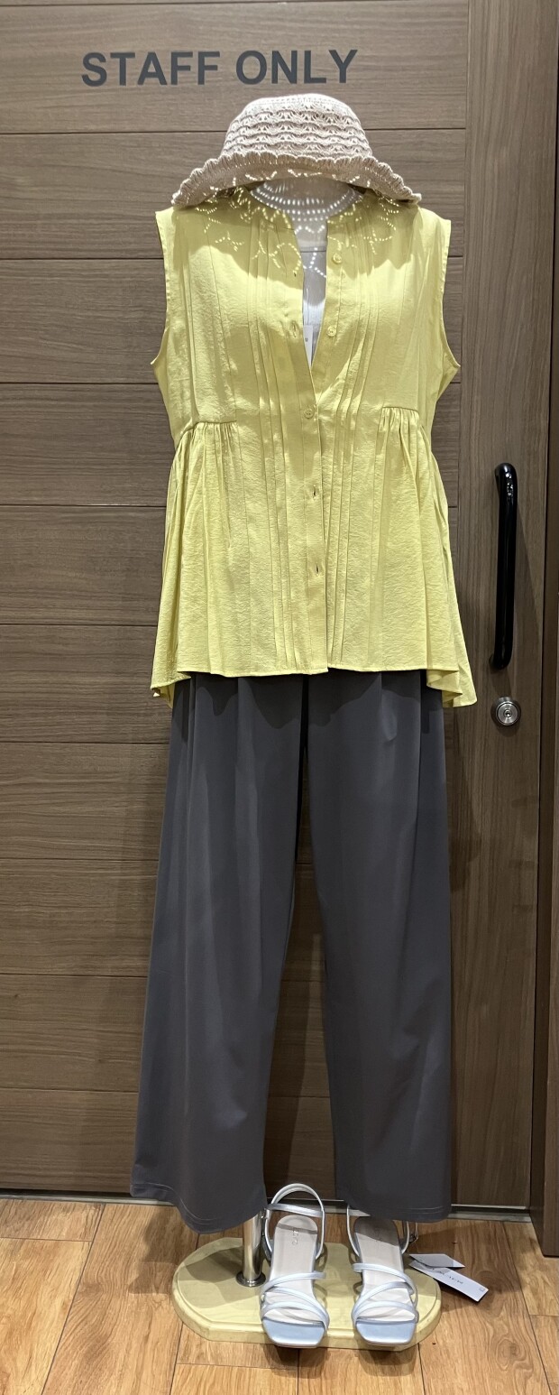 [Honeys]大人のストレートパンツ